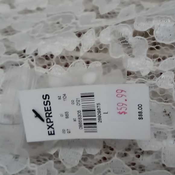 Women's Express Lace puffed sleeve blouse with seperste camisole. L - Picture 2 of 7